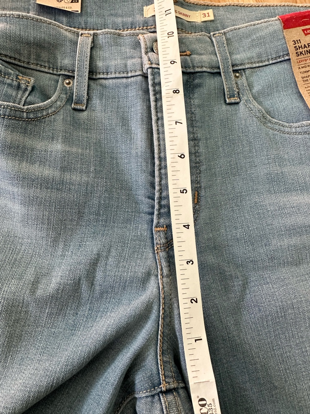 Levi's Women's Light Blue Skinny Jeans - Picture 10 of 11